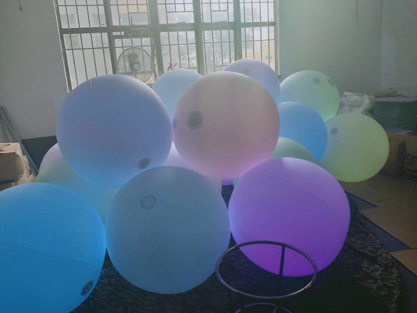 Palla Gonfiabile LED Colorata  - Led Balloon Light recensione e prezzo